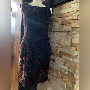 Vintage rose print fitted dress